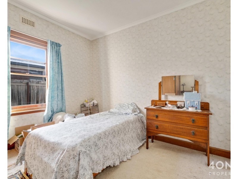 1/2 Philip Avenue, Montrose TAS 7010