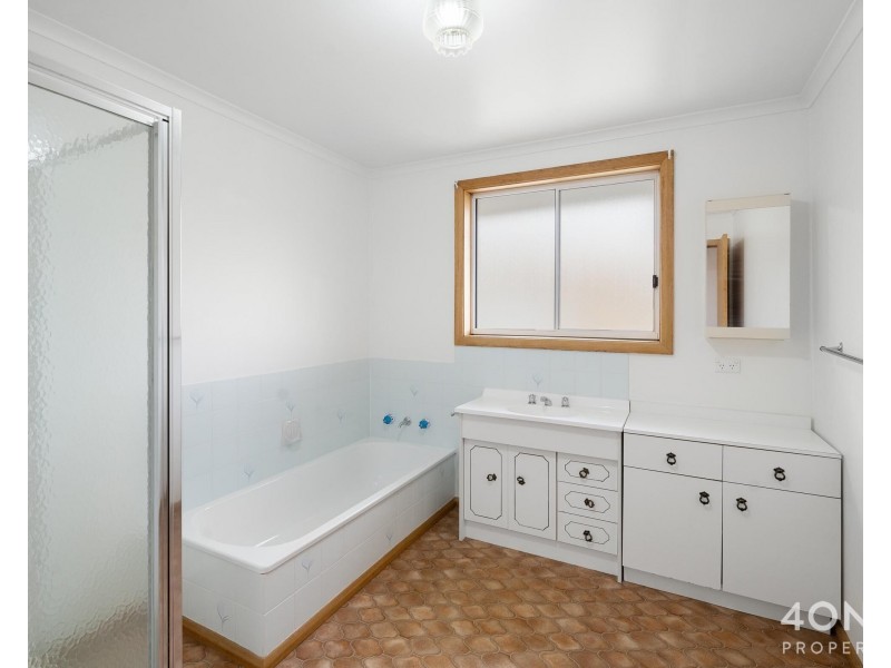 5 Heysen Court, Glenorchy TAS 7010