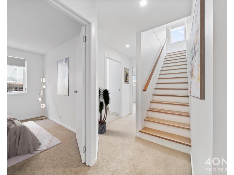 1/1 Swallow Parade, Glenorchy TAS 7010