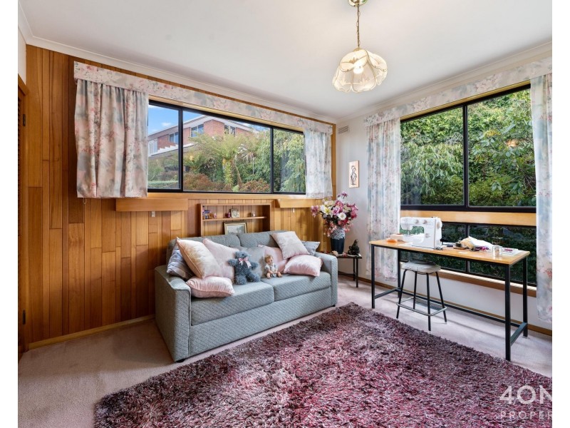 1 Basque Place, Rosetta TAS 7010