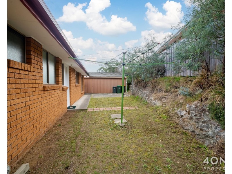 24 Arncliffe Road, Austins Ferry TAS 7011