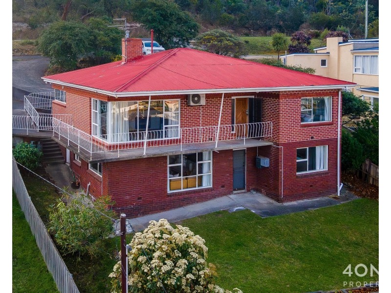 10 Tianna Road, Lindisfarne TAS 7015