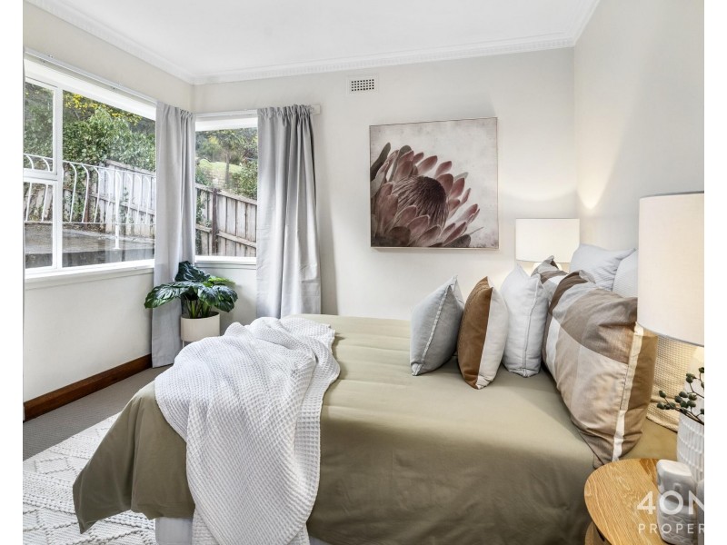 10 Tianna Road, Lindisfarne TAS 7015