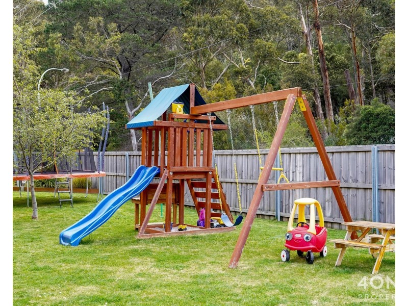 1 Fosbrook Court, Montrose TAS 7010