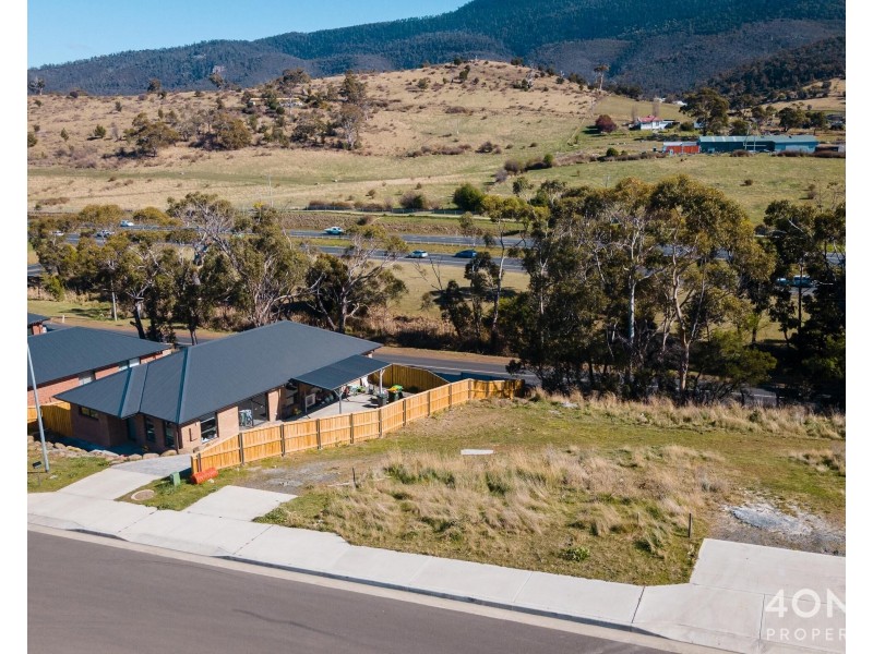 49 Mahoney Drive, Claremont TAS 7011