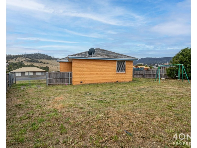 23 Holloway Drive, Herdsmans Cove TAS 7030