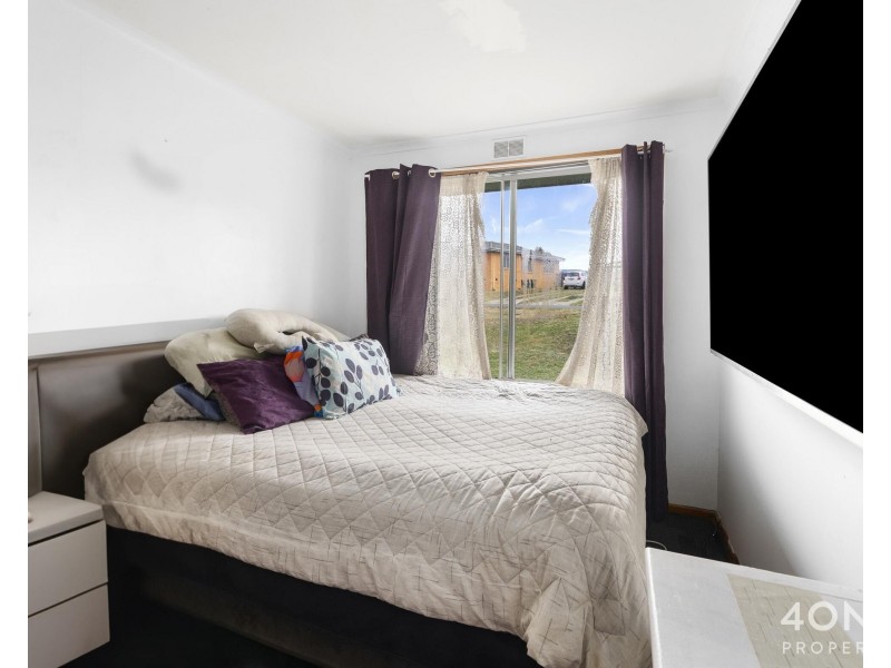 16 Holloway Drive, Herdsmans Cove TAS 7030