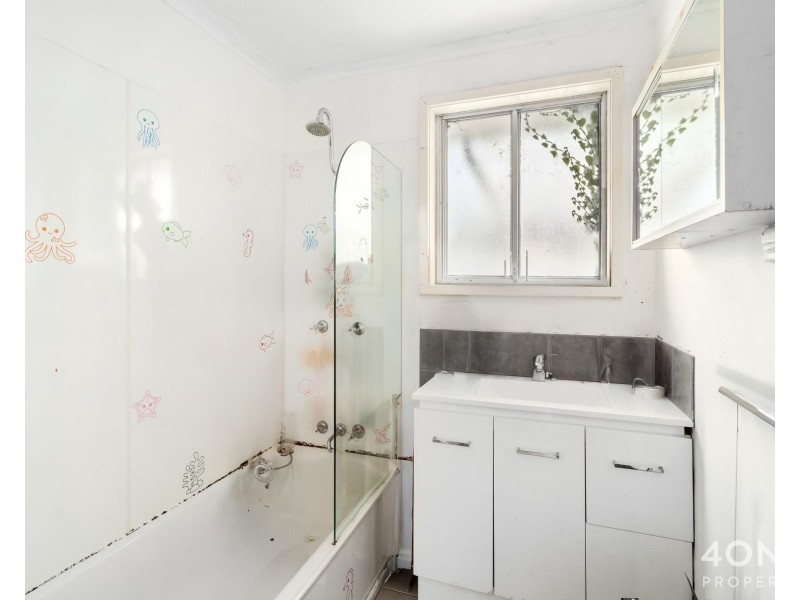 16 Holloway Drive, Herdsmans Cove TAS 7030