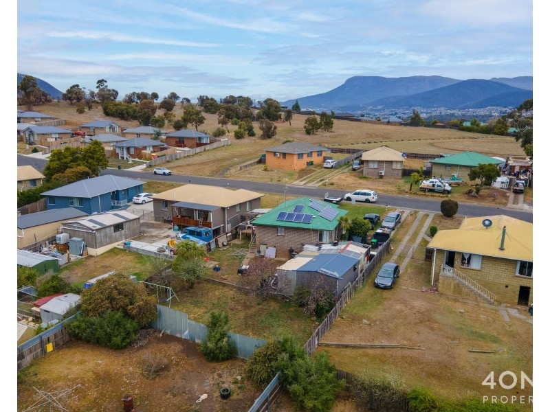 16 Holloway Drive, Herdsmans Cove TAS 7030