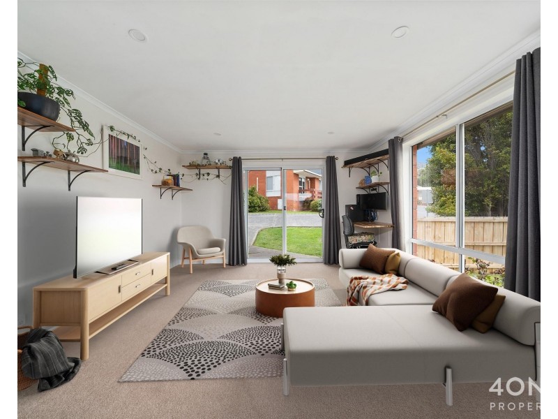 2/104 Abbotsfield Road, Claremont TAS 7011