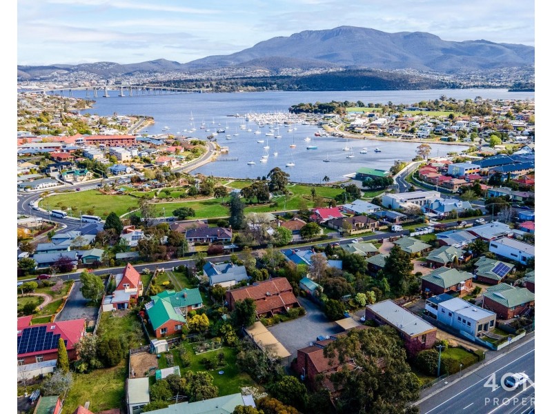 6/14A Lowelly Road, Lindisfarne TAS 7015