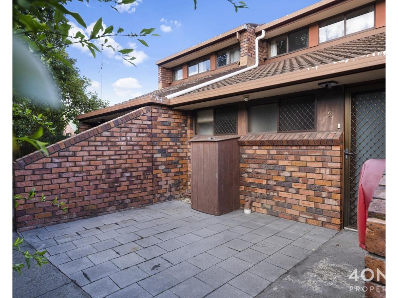 6/14A Lowelly Road, Lindisfarne TAS 7015