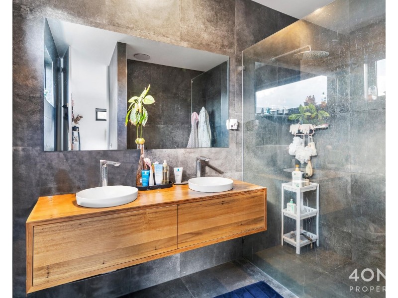 2/36 Box Hill Road, Claremont TAS 7011
