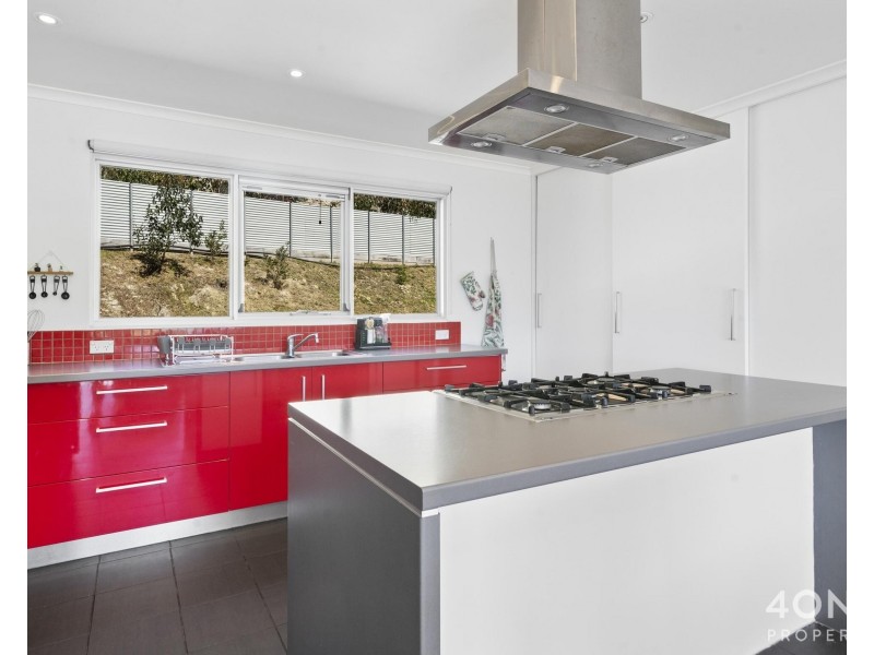 4a Valley Road, Collinsvale TAS 7012