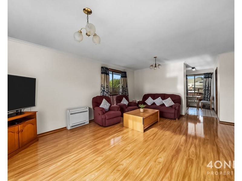 2/5 Philip Avenue, Montrose TAS 7010