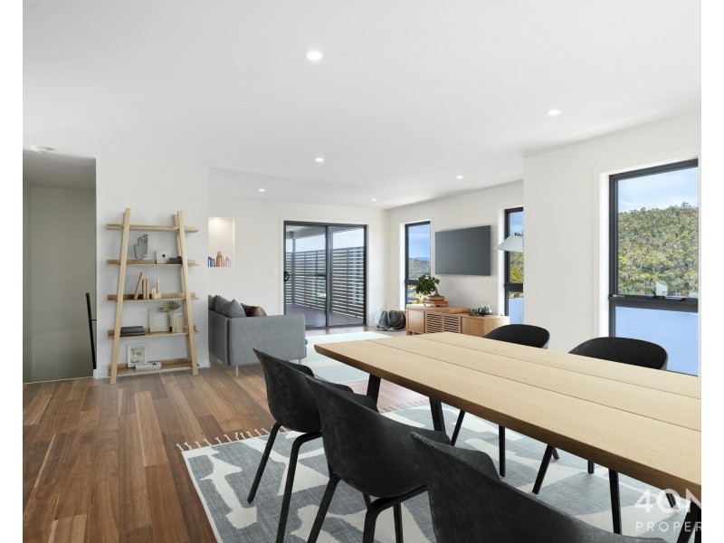 1/27 Bellemont Court, Geilston Bay TAS 7015