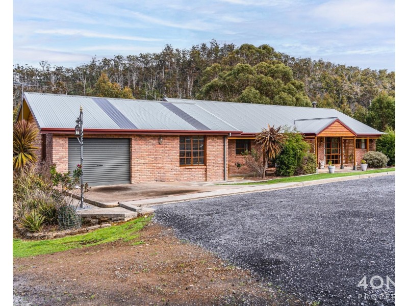 57 Richardsons Road, Black Hills TAS 7140