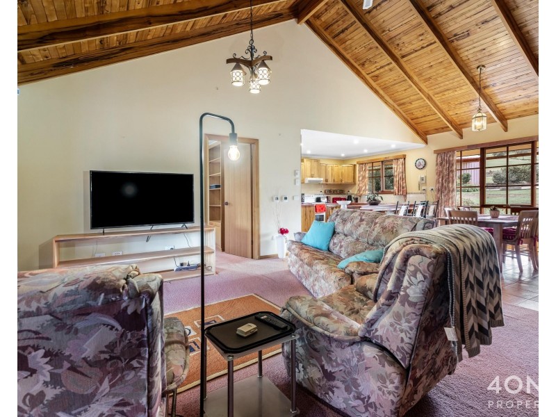 57 Richardsons Road, Black Hills TAS 7140