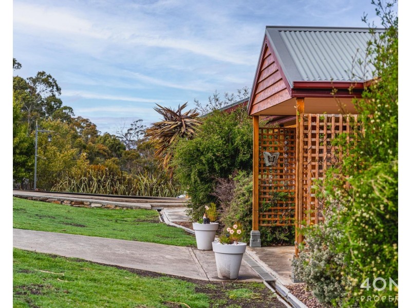 57 Richardsons Road, Black Hills TAS 7140