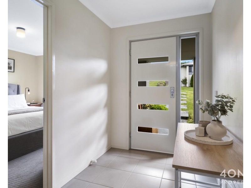 5 Grant Crt, Granton TAS 7030