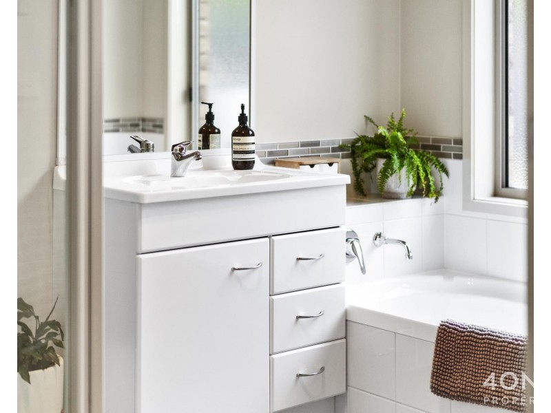 5 Grant Crt, Granton TAS 7030