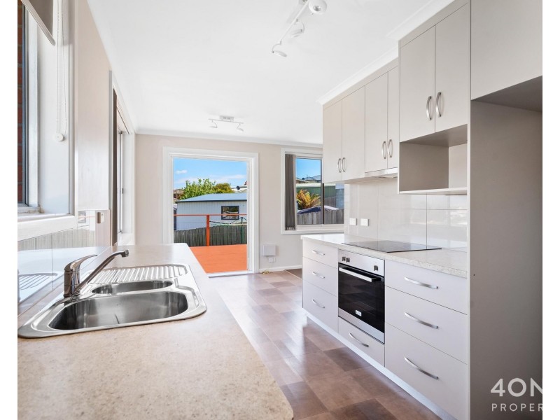 2 Barana Street, Mornington TAS 7018