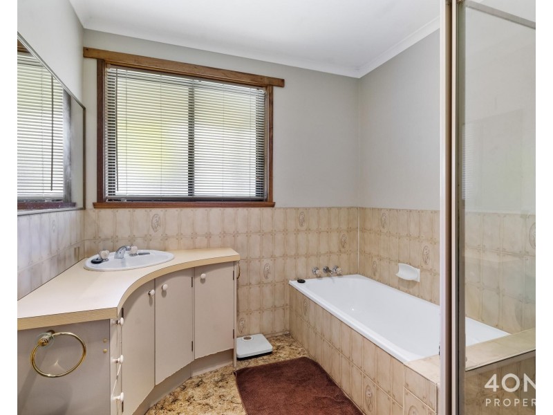 49 Sunshine Road, Austins Ferry TAS 7011