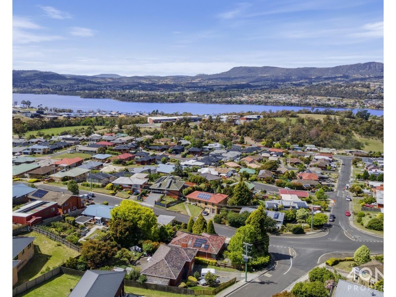 49 Sunshine Road, Austins Ferry TAS 7011