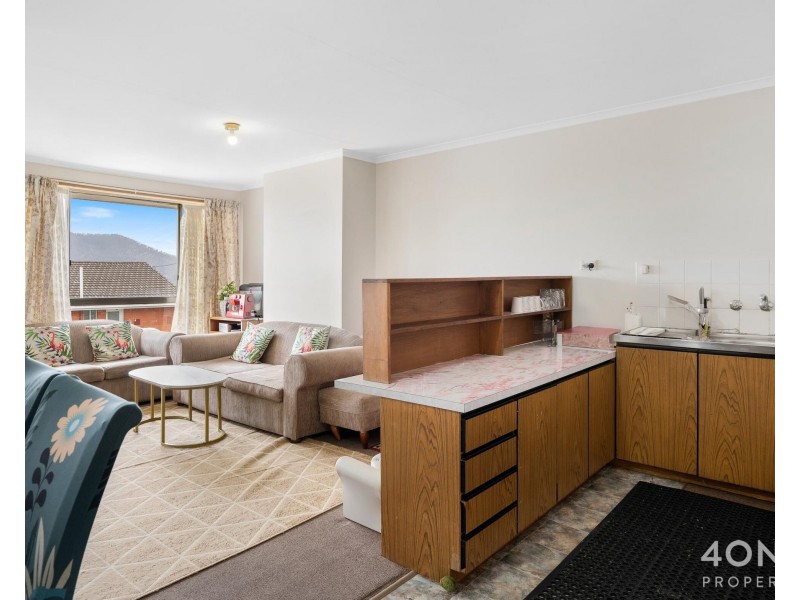 8/12 Tilyard Street, Montrose TAS 7010