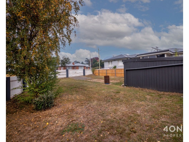 2/519 Main Road, Montrose TAS 7010