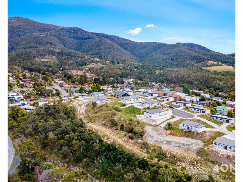 28 McGill Rise, Claremont TAS 7011