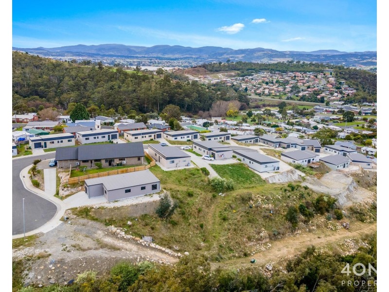28 McGill Rise, Claremont TAS 7011