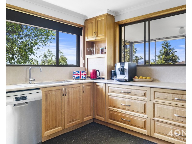 6 Sunlea Place, Glenorchy TAS 7010