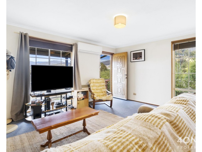 10/84 Hilton Road, Claremont TAS 7011