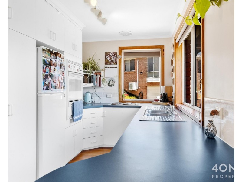 1 Chen Crt, Geilston Bay TAS 7015