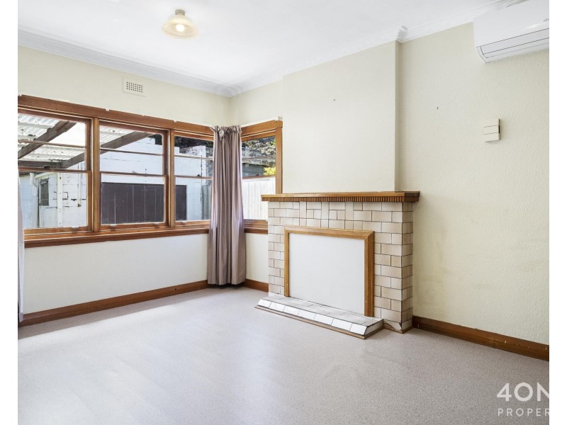 34 Lampton Avenue, Derwent Park TAS 7009