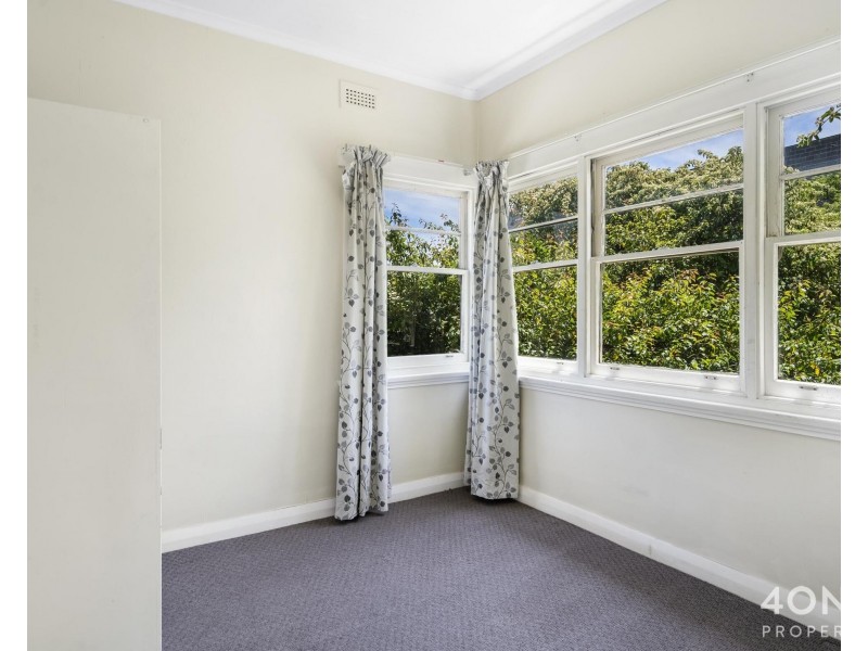 34 Lampton Avenue, Derwent Park TAS 7009