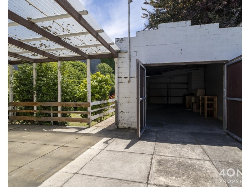 34 Lampton Avenue, Derwent Park TAS 7009