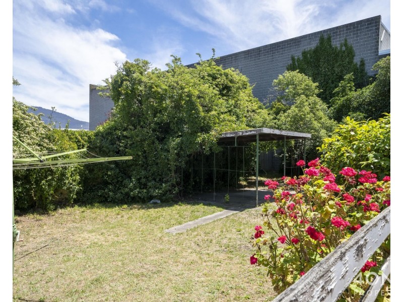 34 Lampton Avenue, Derwent Park TAS 7009