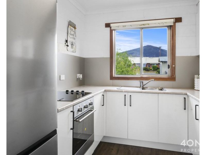 15/4 Myella Drive, Berriedale TAS 7011