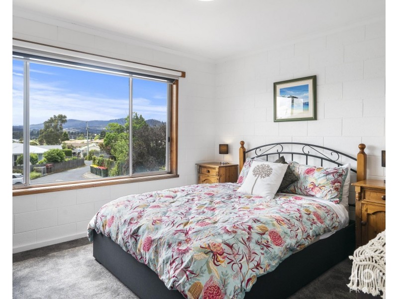 15/4 Myella Drive, Berriedale TAS 7011
