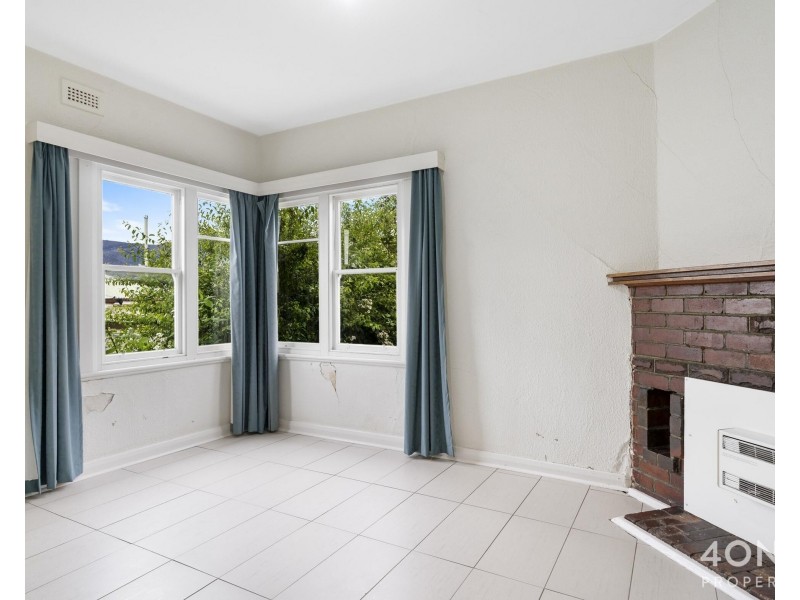 36 Lampton Avenue, Derwent Park TAS 7009