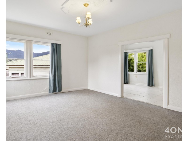 36 Lampton Avenue, Derwent Park TAS 7009