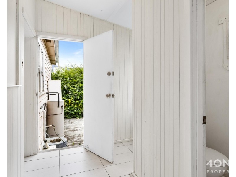 36 Lampton Avenue, Derwent Park TAS 7009