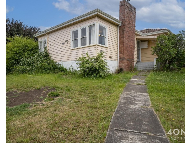 36 Lampton Avenue, Derwent Park TAS 7009