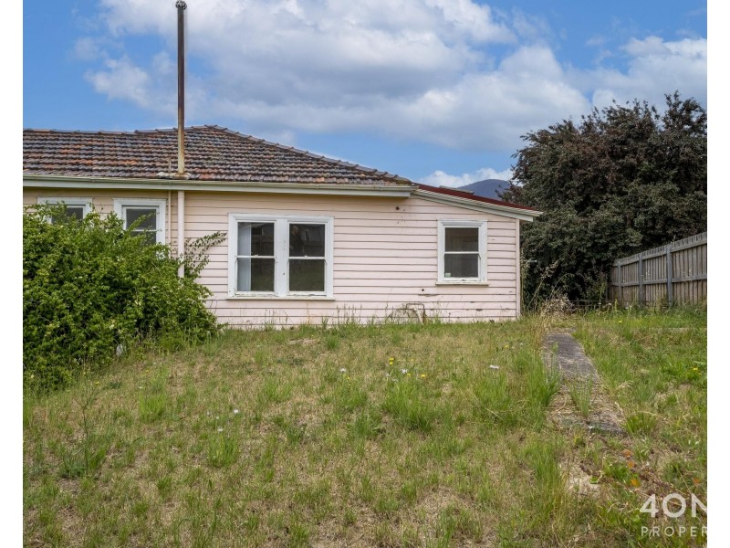 36 Lampton Avenue, Derwent Park TAS 7009