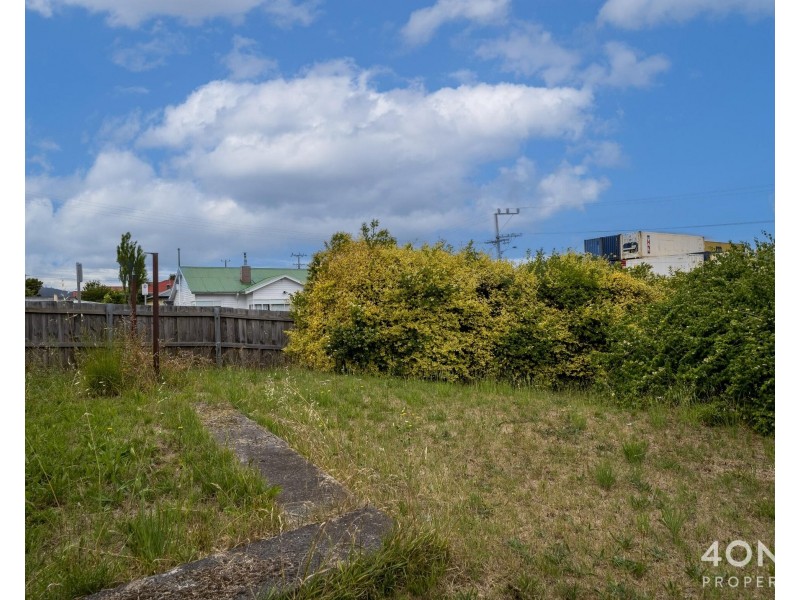 36 Lampton Avenue, Derwent Park TAS 7009