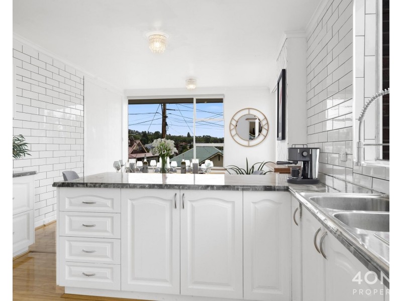 54 York Street, Sandy Bay TAS 7005