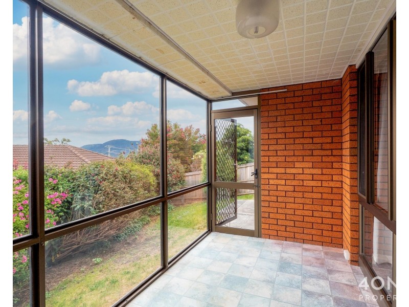 1/24 Caversham Road, West Moonah TAS 7009