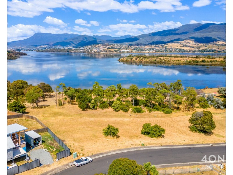 1 Fisher Drive, Herdsmans Cove TAS 7030